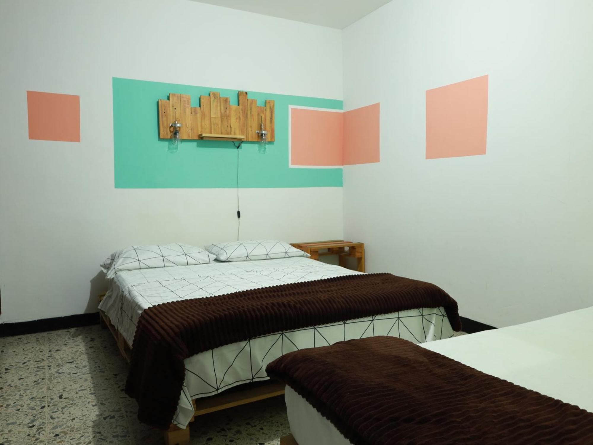 Hostal Rich 메딜린 외부 사진