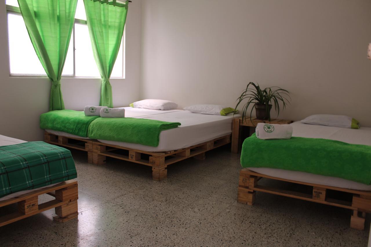 Hostal Rich 메딜린 외부 사진
